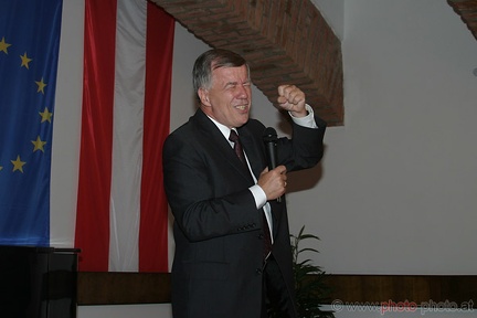 Prof. Jan Miodek (20060922 0036)